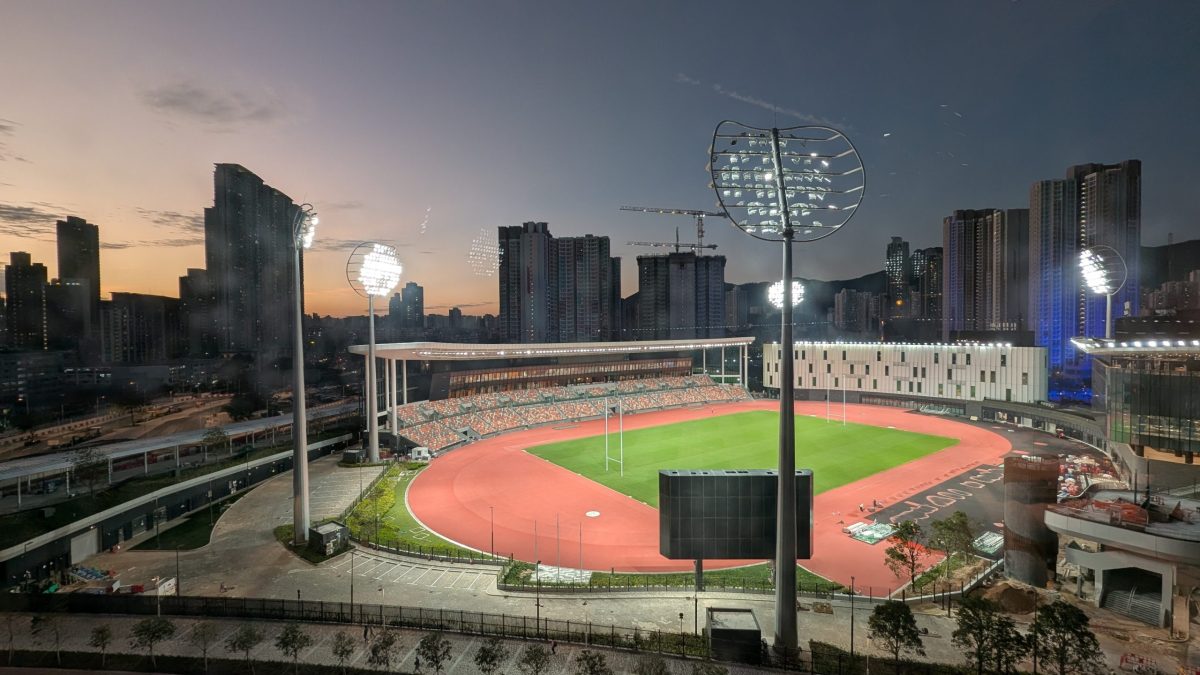 海港战武里南联海报：以物理试卷为背景，解“南”题